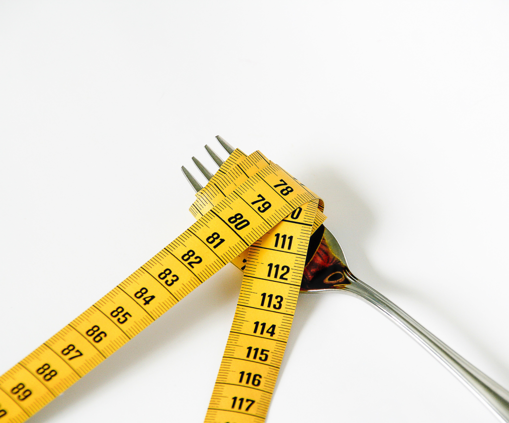 ¿Cansada de pasar hambre Olvídate de las dietas restrictivas para llegar al verano